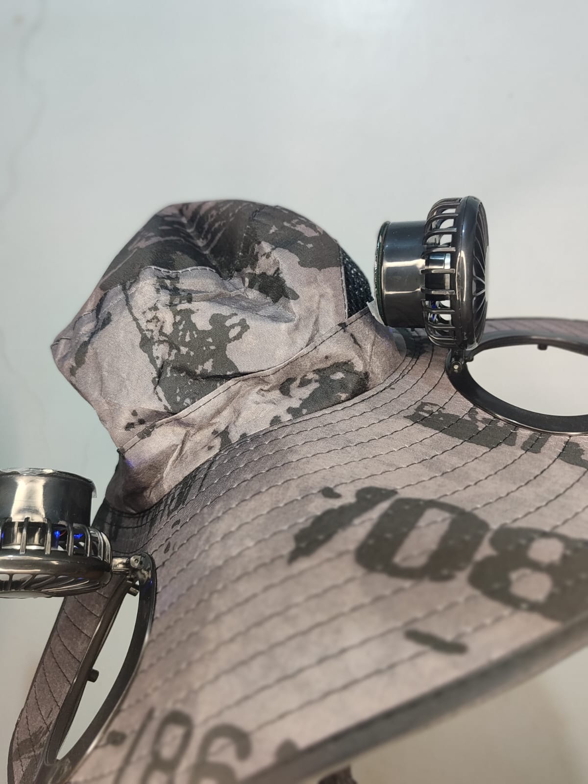 Sombrero Solar Turbo fresh. con Ventiladores Integrados